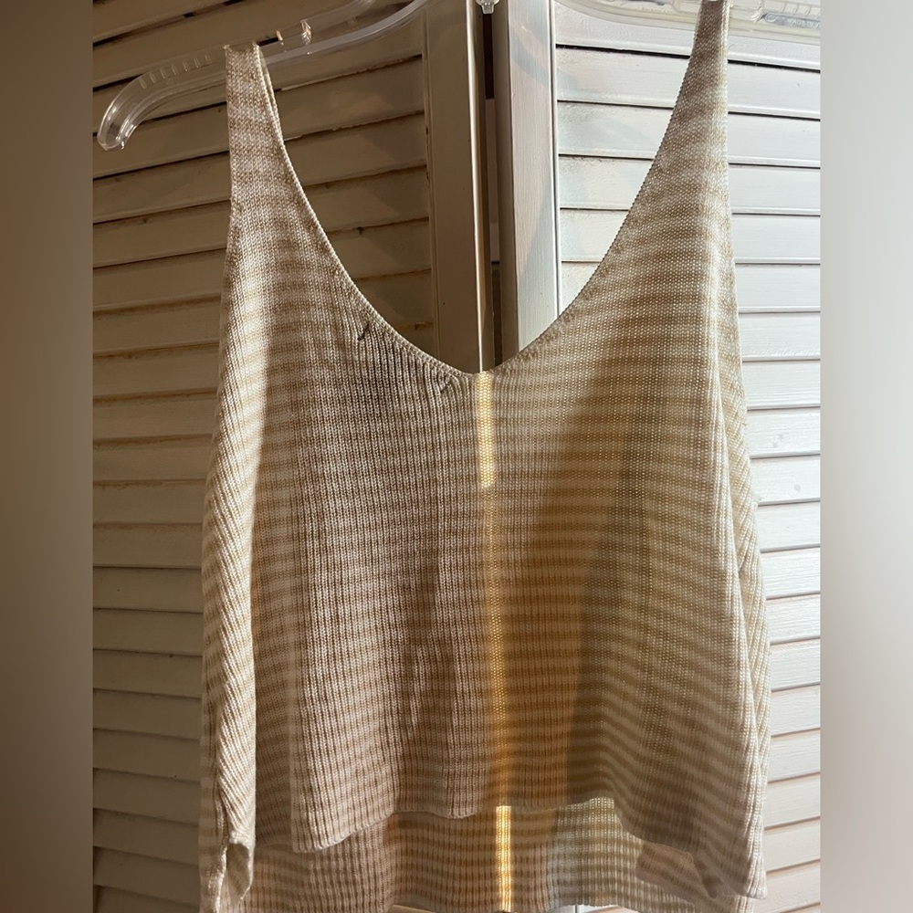 FOREVER 21 Cream and white Ribbed Crop sweater Tank Top